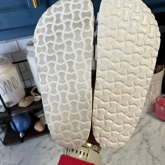 DO NOT PURCHASE.  SOLD Cushionaire White Sandals with Buckles 7W worn once - Picture 6 of 7